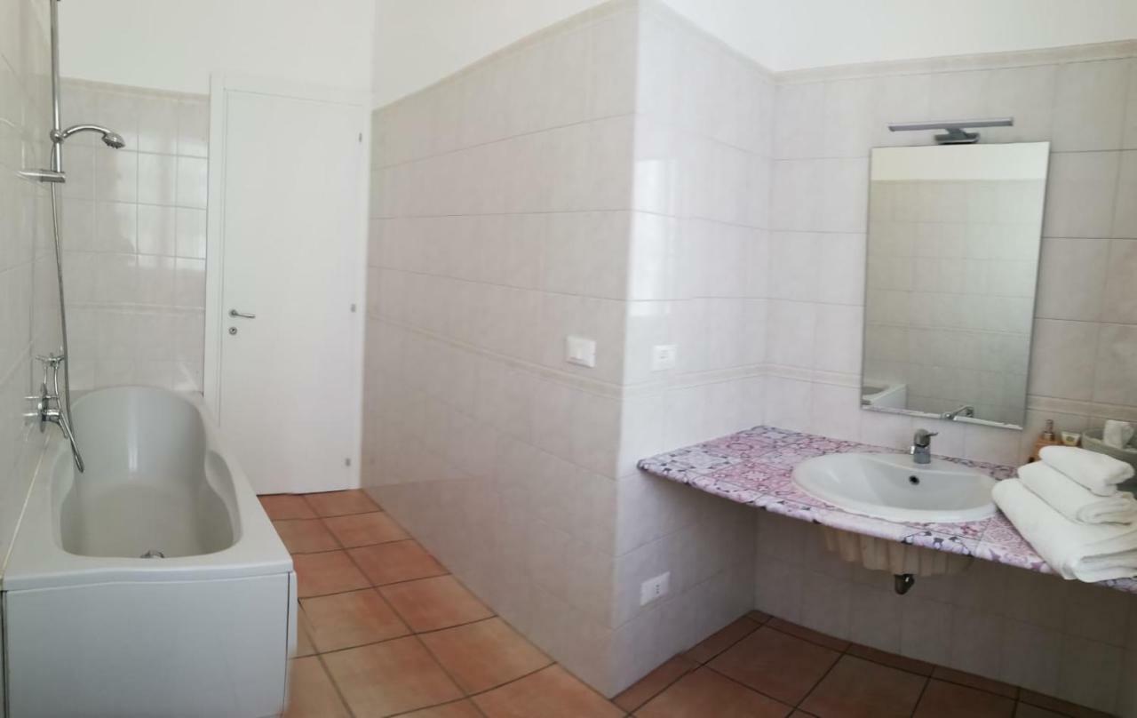 Hôtel Navigli Darsena Milano Extérieur photo